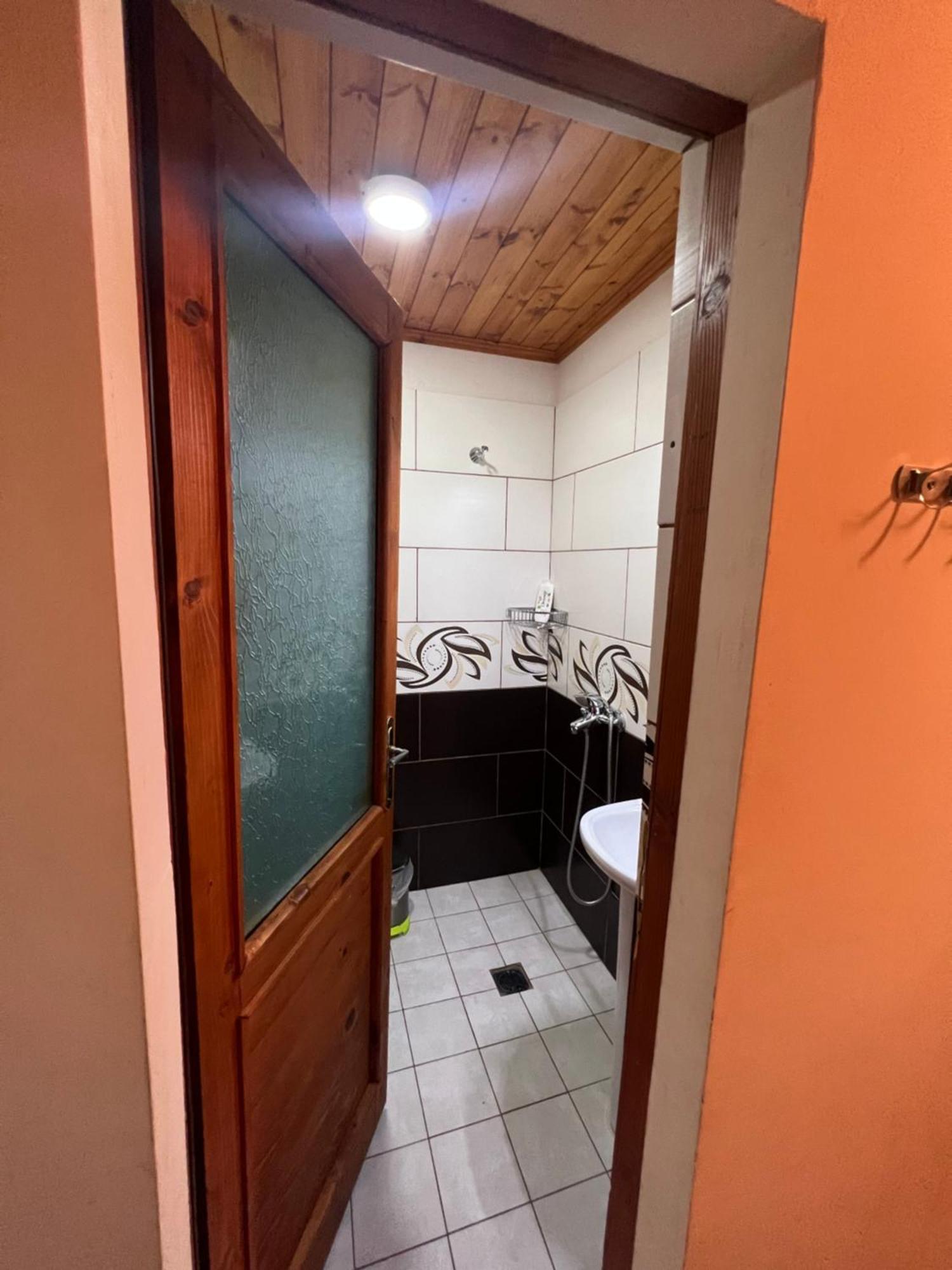 Vila Pepaj Razëm Εξωτερικό φωτογραφία