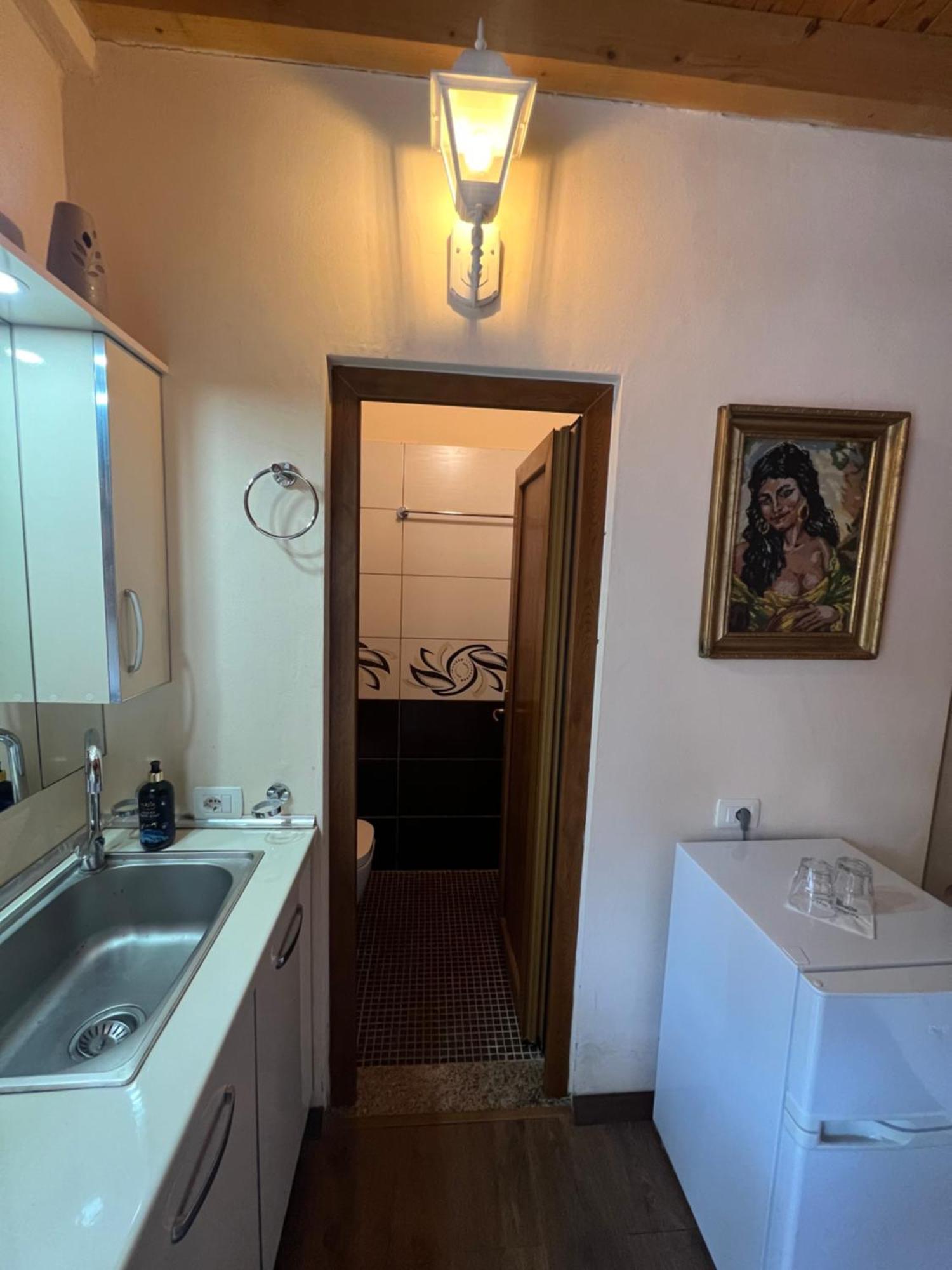 Vila Pepaj Razëm Εξωτερικό φωτογραφία