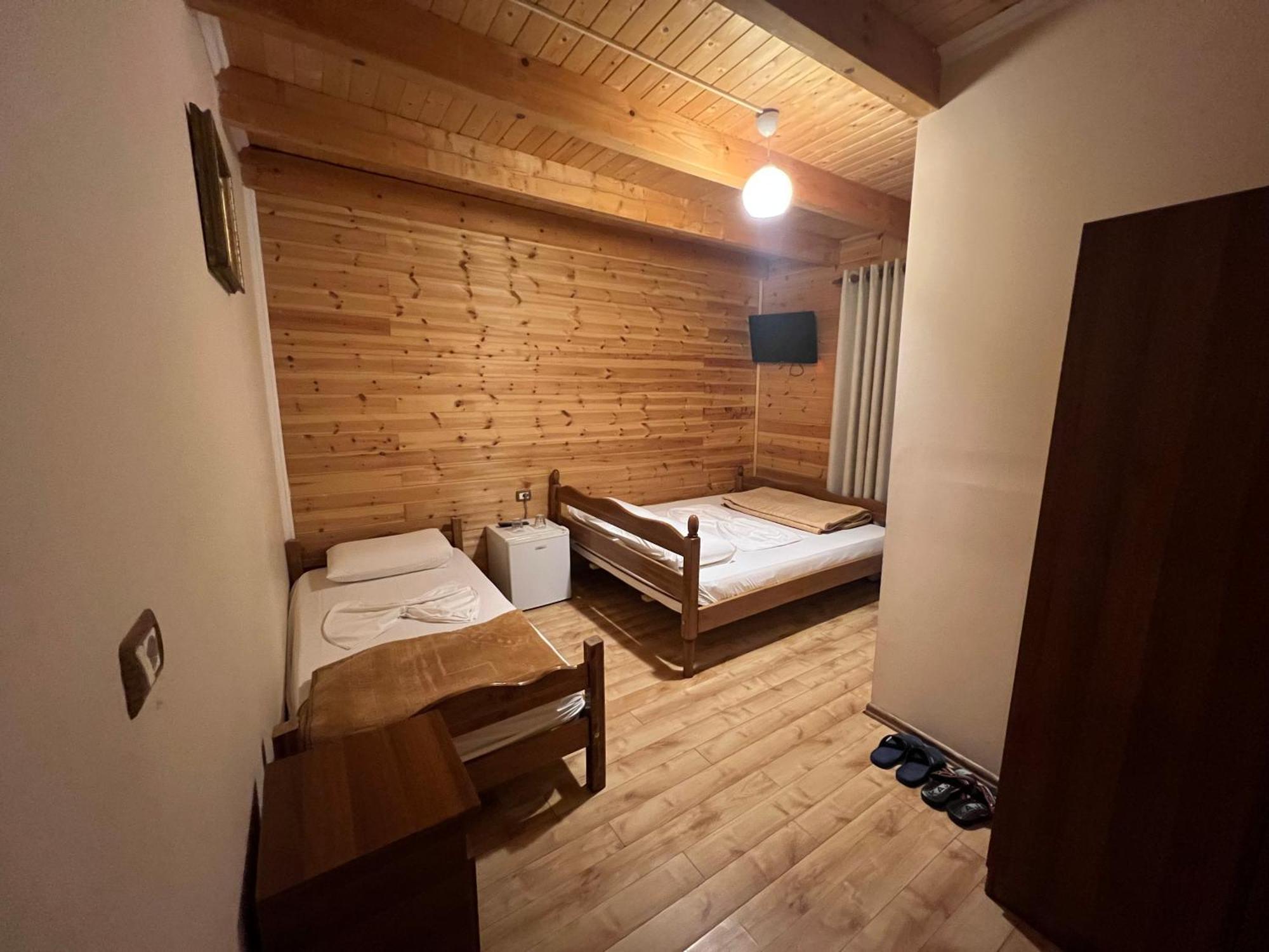 Vila Pepaj Razëm Εξωτερικό φωτογραφία